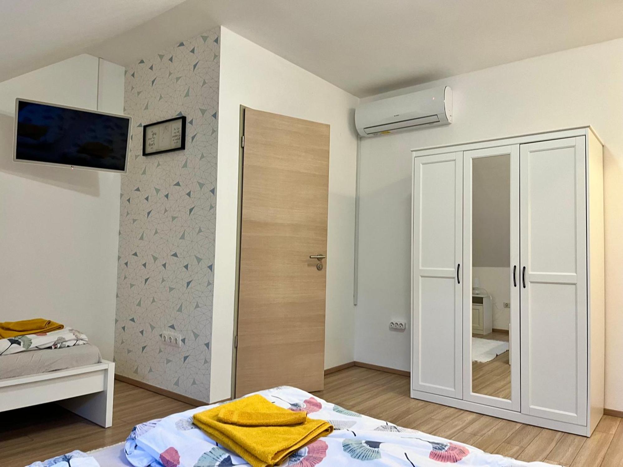 Pipacs Panir & Grill Garden Vendeghaz Otel Győrújbarát Dış mekan fotoğraf